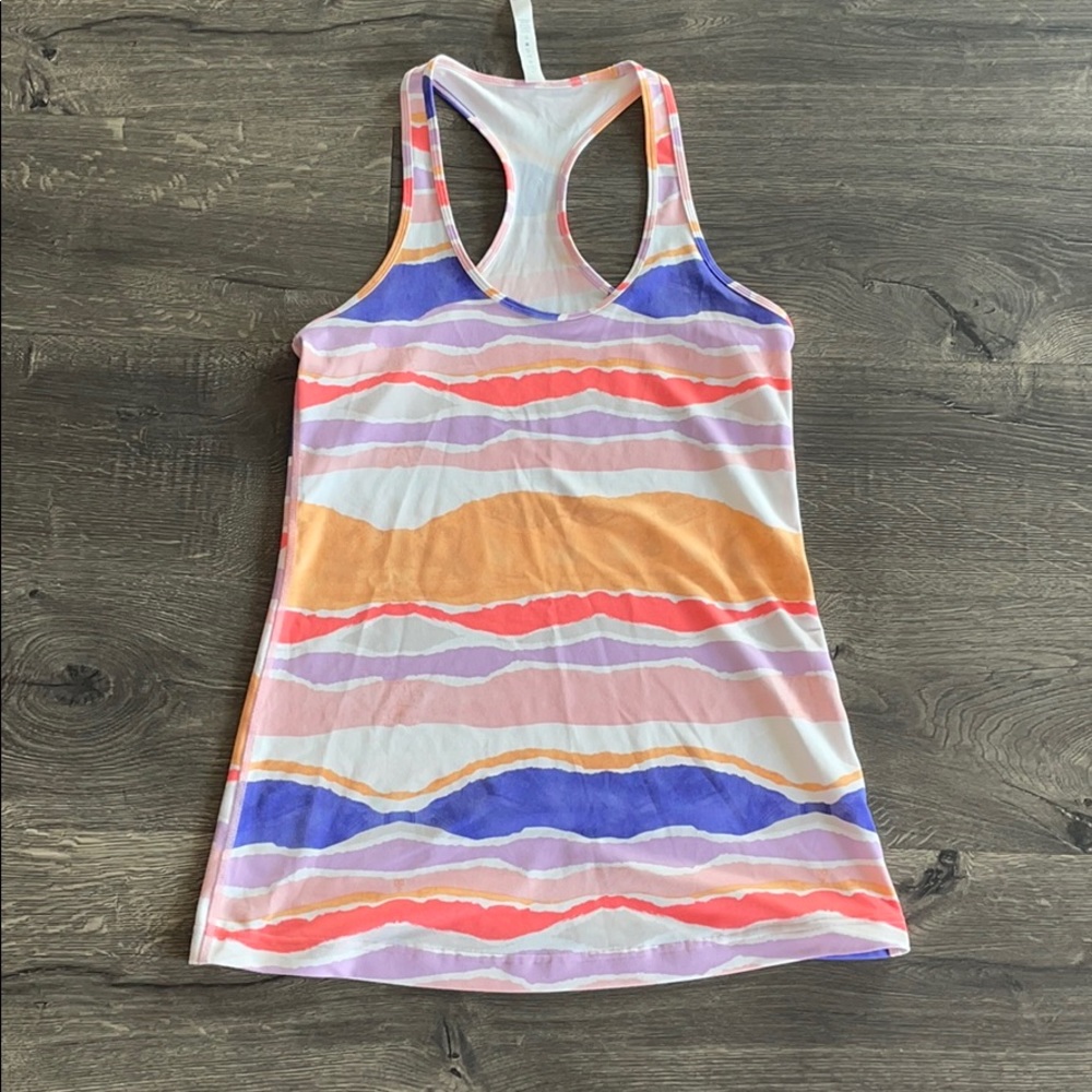 Lululemon Women’s Tank Top (Size 10)